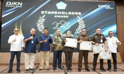 BP Batam Raih Lima Penghargaan dalam KPKNL Batam Stakeholders Award 2023
