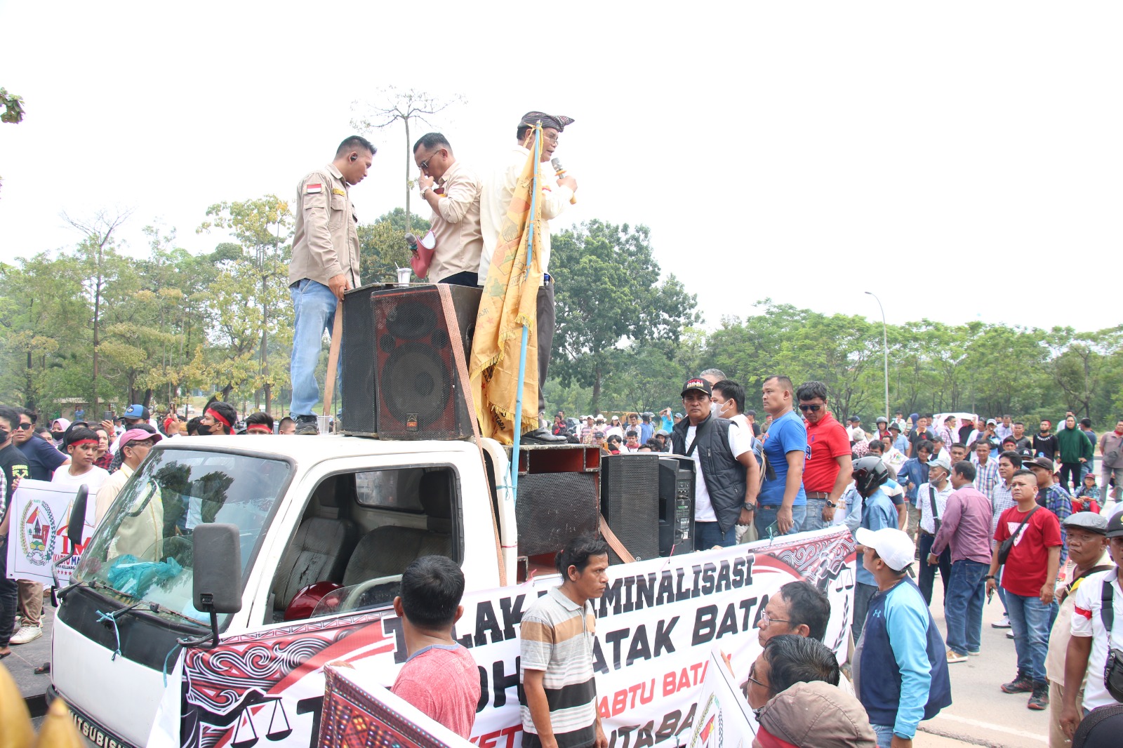 Kapolresta Barelang Menyayangkan Aksi Unjuk Rasa Massa dari IKABTU di Depan Mapolresta Barelang.