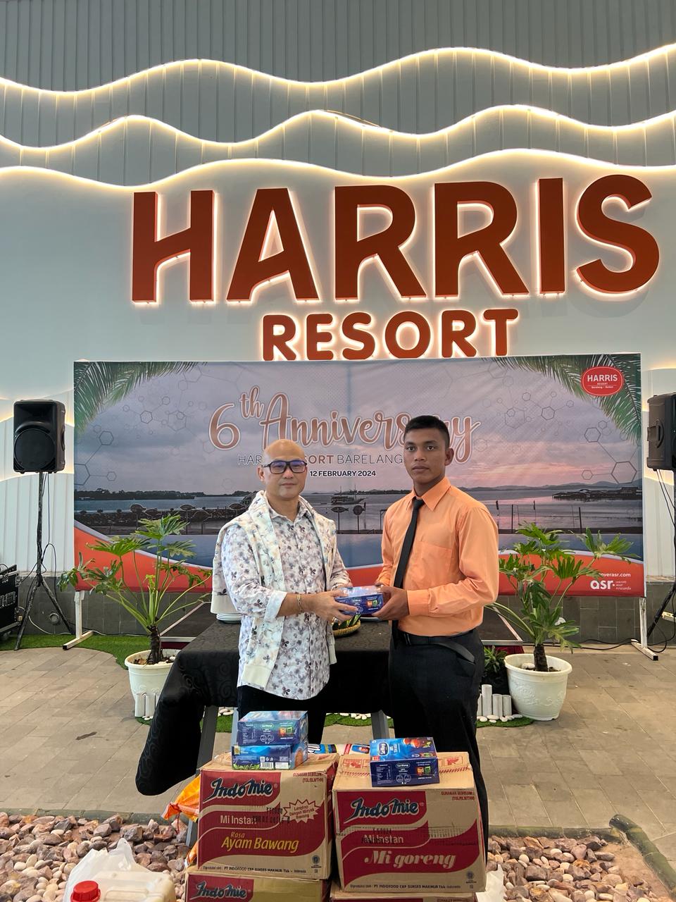 Ulang Tahun ke 6 HARRIS Resort Barelang Batam Berbagi Berkah