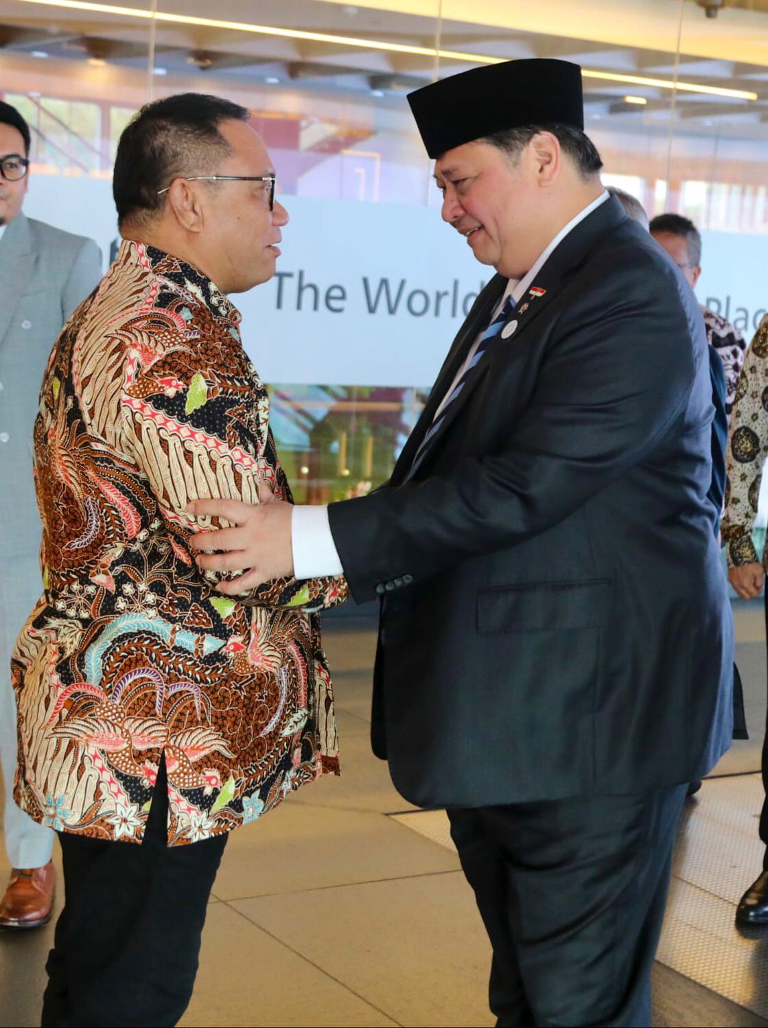 Batam Sampaikan Komitmen Investasi USD 10 Miliar pada Forum Bisnis di Singapura