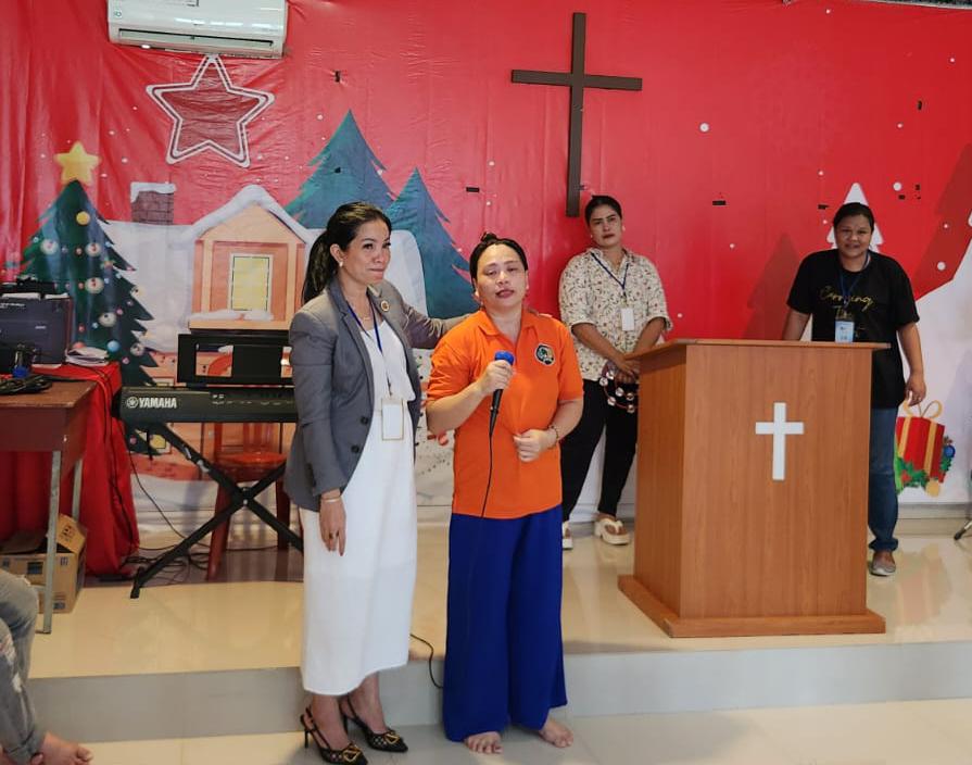 Ibadah Hari Kartini di Lapas Perempuan Batam, Hadirkan Harapan bagi Warga Binaan Advokat Rina Sinaga Beri Penguatan Spiritual