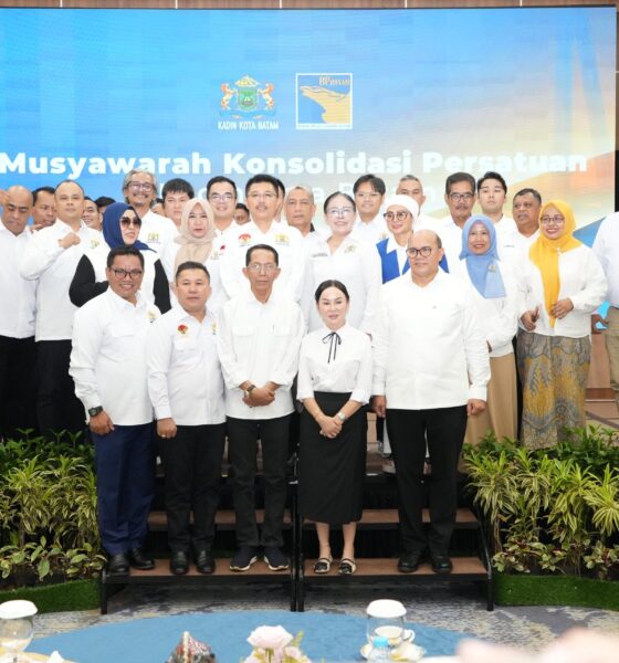 Apresiasi Konsolidasi Kadin Batam, Amsakar Achmad Optimis Ekonomi Triwulan 1 Tembus 7 Persen
