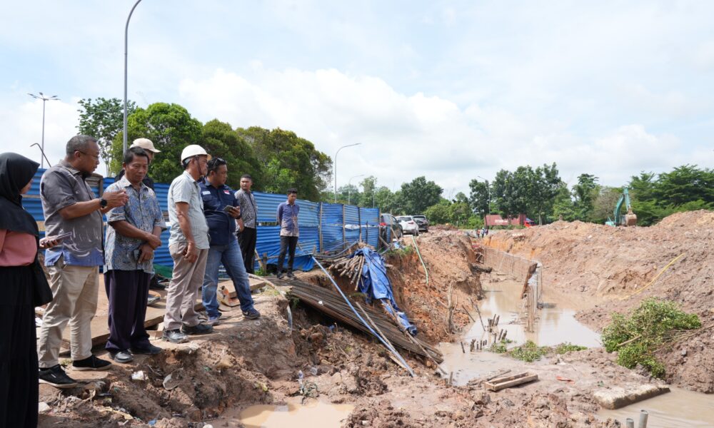 Suplai Air Di Taman Baloi Hingga Sukajadi Terganggu, BP Batam Lakukan Perbaikan Darurat