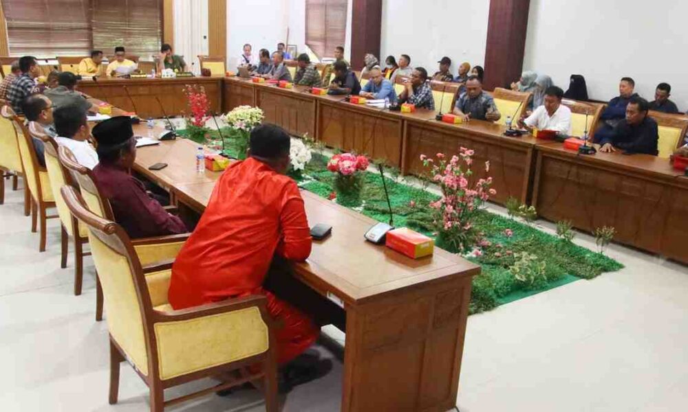 Komisi I DPRD Batam Fasilitasi Penyelesaian Sengketa Lahan Kampung Belian Perpat Lewat RDPU