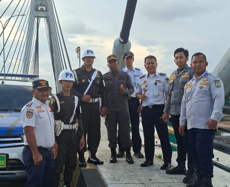 Patroli Gabungan Tertibkan Parkir Di Jembatan Barelang