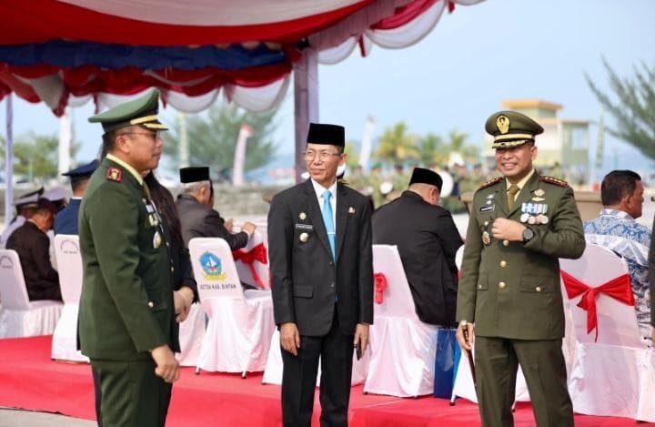 Amsakar Ikuti Upacara HUT ke-81 TNI, Perkuat Sinergi Jaga Keamanan dan Percepat Pembangunan
